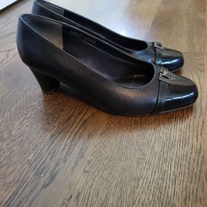 Rose Petals beautiful heels 6.5 EE